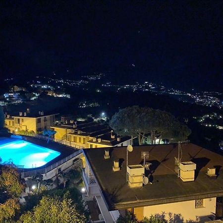 Residence "Delfino" Con Piscina E Campo Da Tennis Rapallo Bagian luar foto